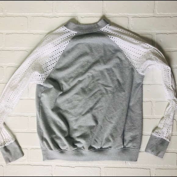 GAP Gray and White Eyelet Sleeve Zip-Up Jacket - Picture 6 of 8